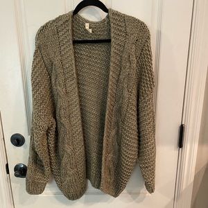 Chunky knit cardigan